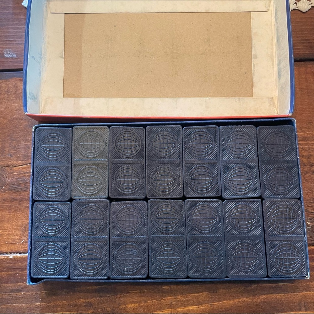 Vintage Hansen‎ Double Six Dominoes Set - Picture 2 of 4
